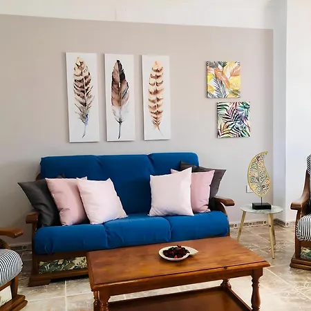 Dos Separados Con Piscina Privada Cada Uno - Perfectos Grupos Grandes Cerca Del Pueblo Holiday home